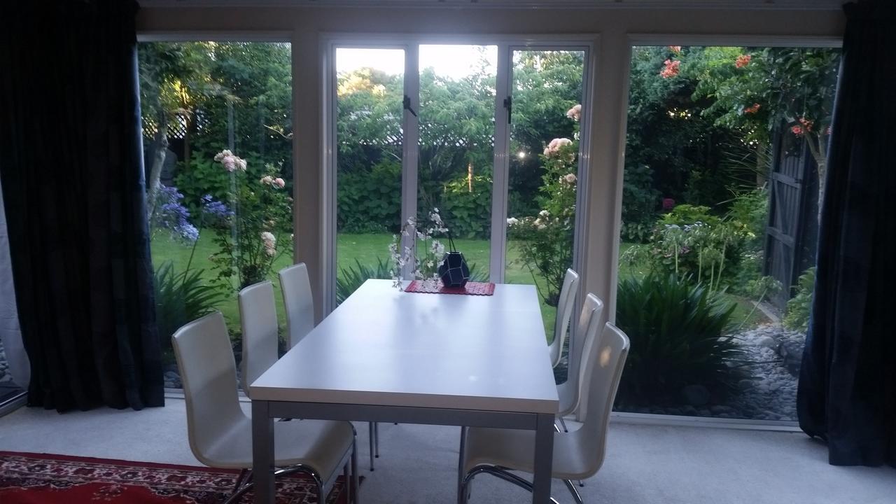 Berni'S Boutique Bnb Christchurch Ngoại thất bức ảnh